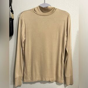 NWT Winter Silks Light Pink 100% Silk Shiny Turtleneck Sweater Top M